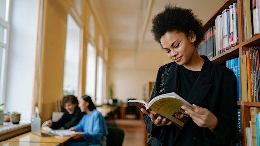 Best Study Spots, Cafes, and Libraries in Thousand Oaks for ESL Students